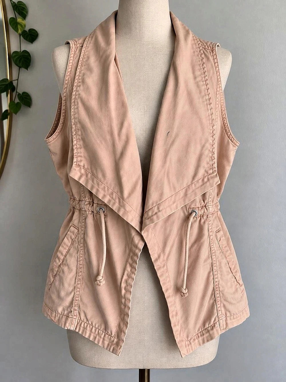MAX JEANS Utility Drawstring Vest in Pink Size Medium